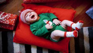 8 Χρήσιμες συμβουλές για τα πρώτα Χριστούγεννα με το μωρό σας!