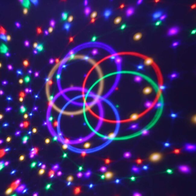 GloboStar® 79602 LED Party Disco Μπάλα με Περιστρεφόμενα Φωτορυθμικά Εφέ Πολύχρωμη RGB DMX512 20W με Sound Control Activated Εφέ και με Ασύρματο Χειριστήριο AC 230V IP20 Φ17 x Υ15cm
